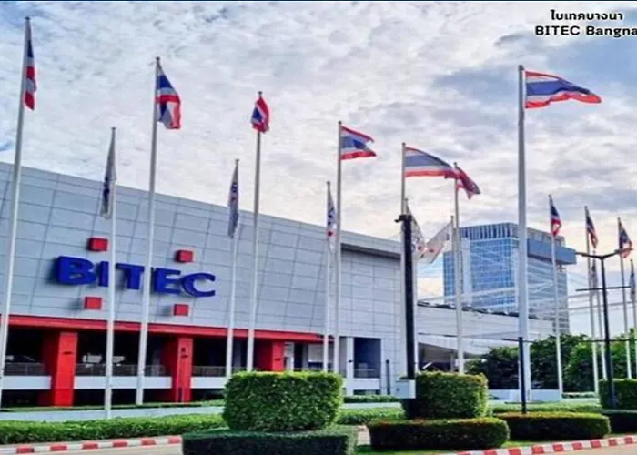 Apartment 3br Family House In Bangna Near Bts Bearing , Bitec Bangkok
