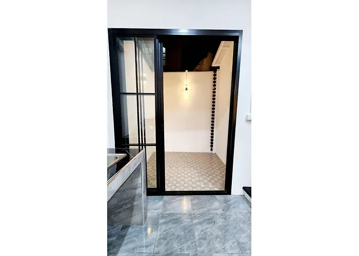 3br Family House In Bangna Near Bts Bearing , Bitec