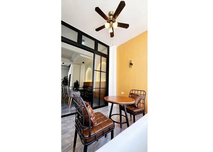 Apartment 3br Family House In Bangna Near Bts Bearing , Bitec