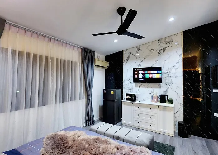Apartment 3br Family House In Bangna Near Bts Bearing , Bitec *