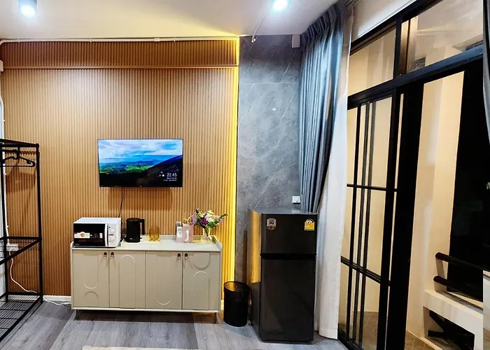Apartment 3br Family House In Bangna Near Bts Bearing , Bitec Bangkok