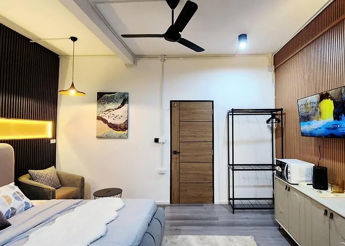 3br Family House In Bangna Near Bts Bearing , Bitec