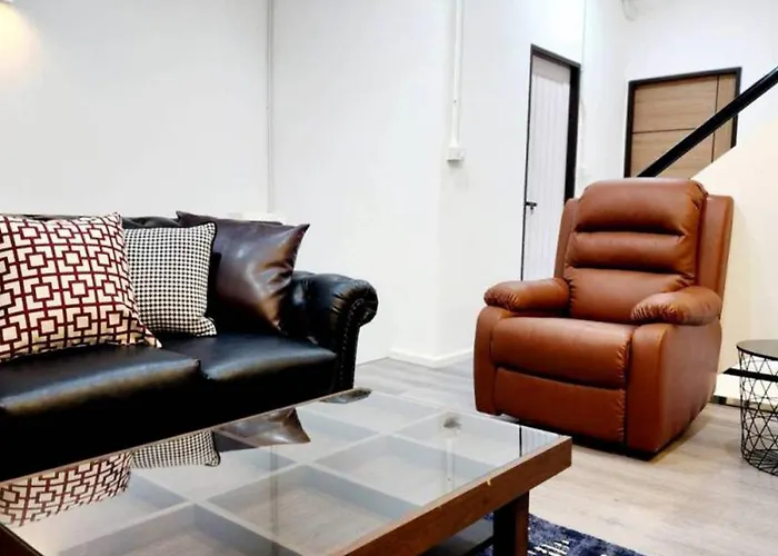 Apartment 3br Family House In Bangna Near Bts Bearing , Bitec *