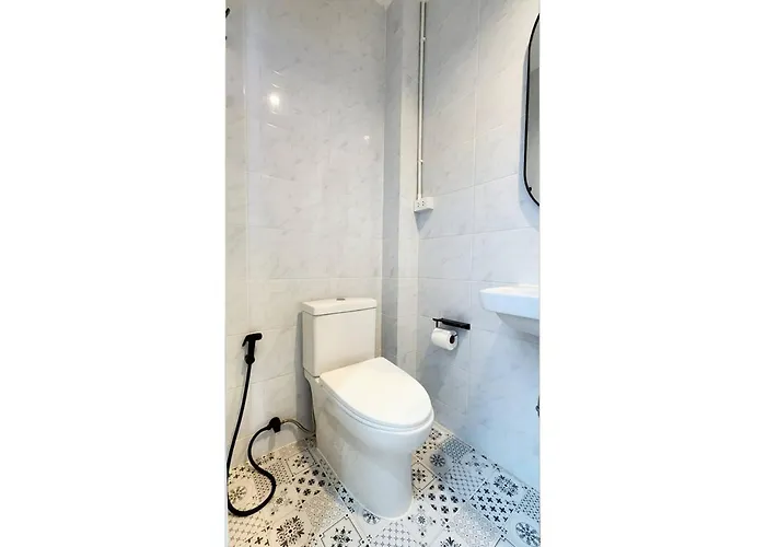 Apartment 3br Family House In Bangna Near Bts Bearing , Bitec